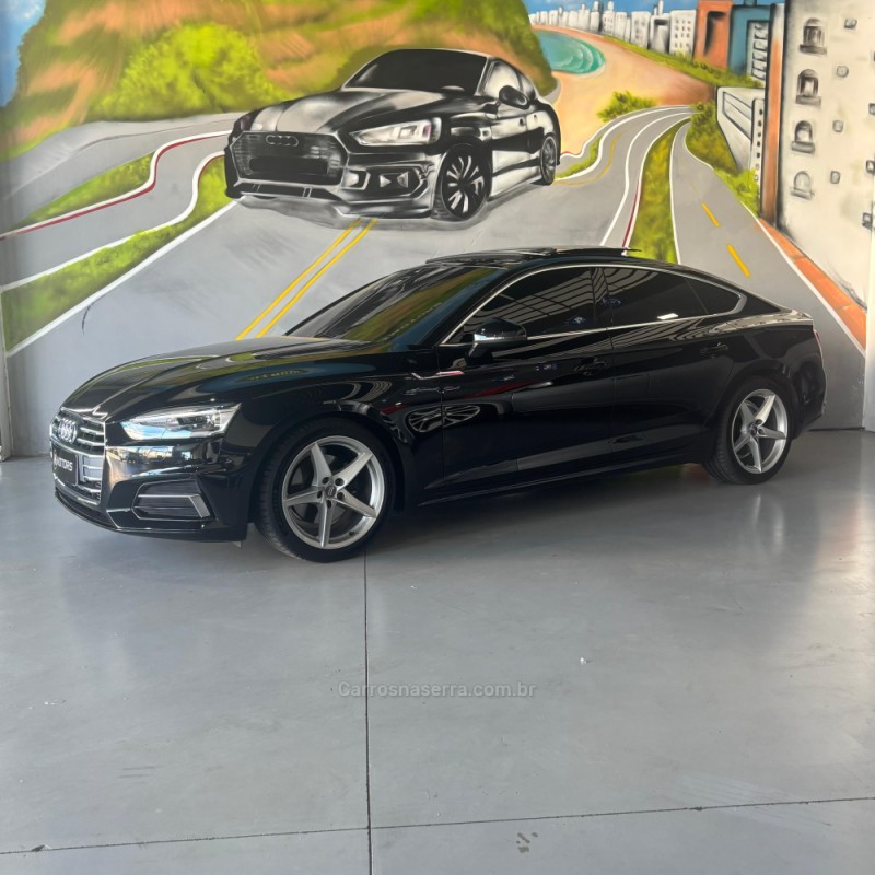 A5 2.0 TFSI SPORTBACK AMBITION 16V GASOLINA 4P S-TRONIC - 2018 - NOVO HAMBURGO