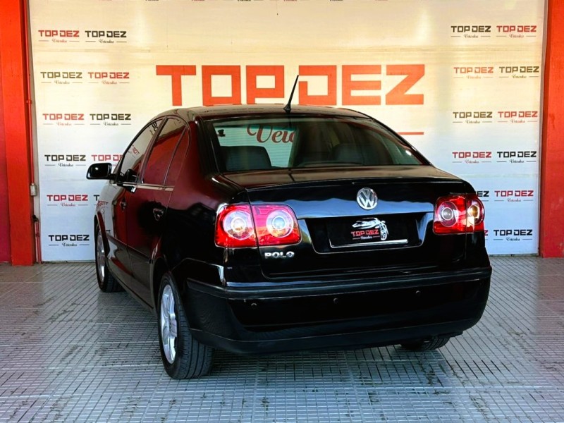 POLO SEDAN 1.6 MI COMFORTLINE 8V FLEX 4P MANUAL - 2009 - SãO SEBASTIãO DO CAí