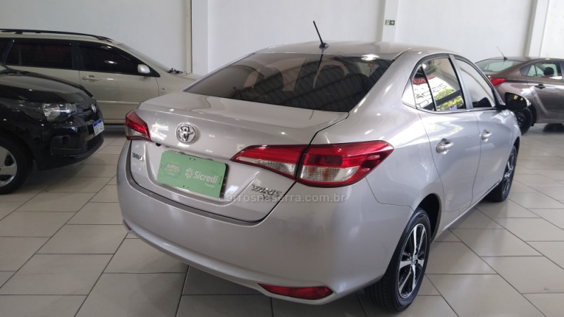 YARIS 1.5 XS 16V FLEX 4P AUTOMÁTICO - 2019 - NOVO HAMBURGO