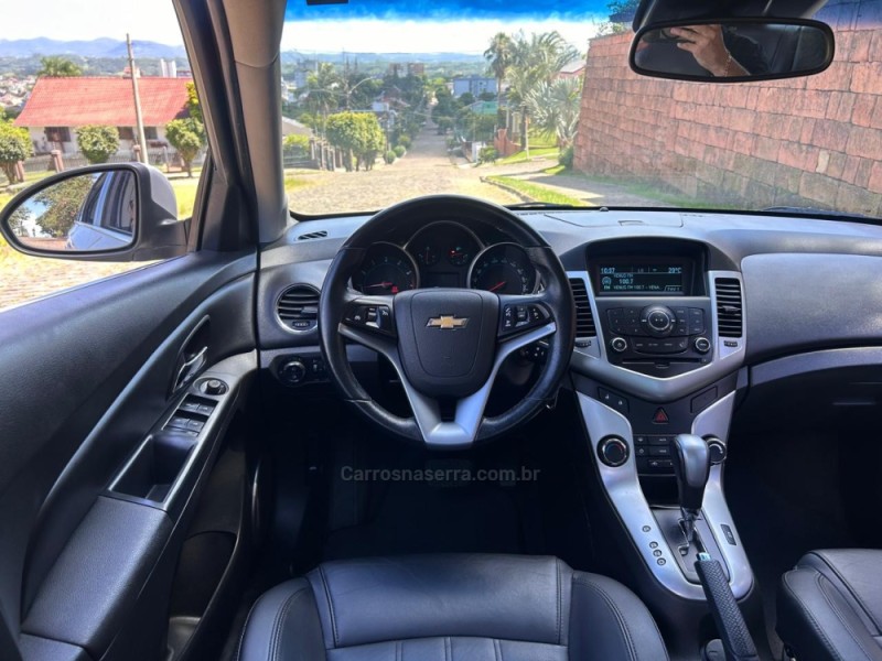 CRUZE 1.8 LT 16V FLEX 4P AUTOMÁTICO - 2014 - VENâNCIO AIRES