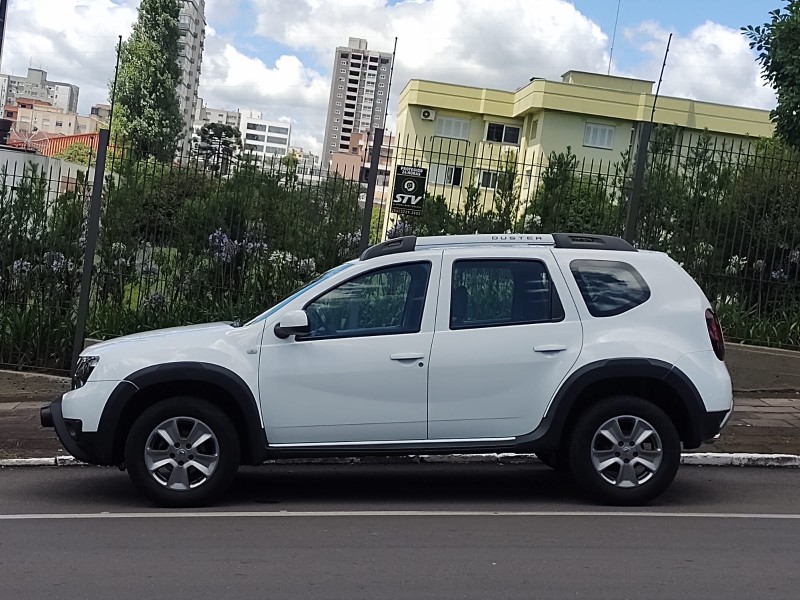 DUSTER 1.6 DYNAMIQUE 4X2 16V FLEX 4P AUTOMÁTICO - 2020 - FARROUPILHA