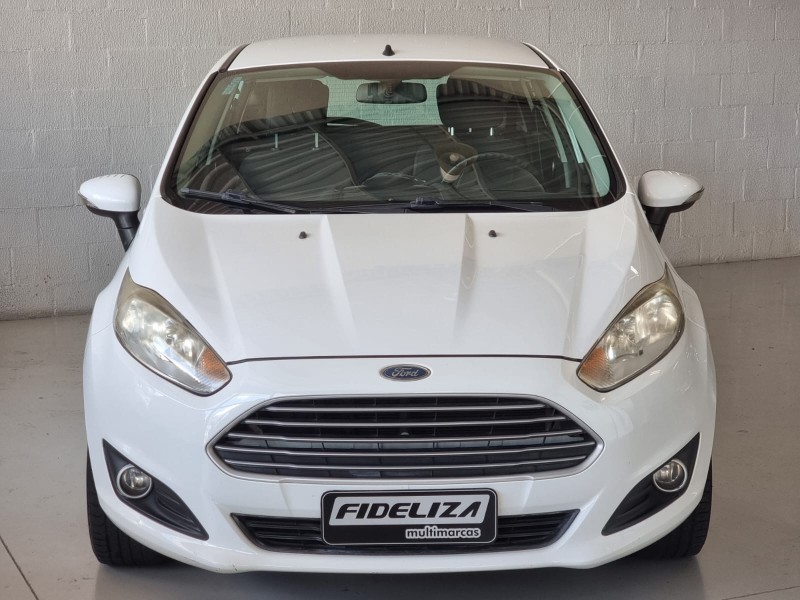 FIESTA 1.6 SE HATCH 16V FLEX 4P MANUAL - 2015 - FARROUPILHA