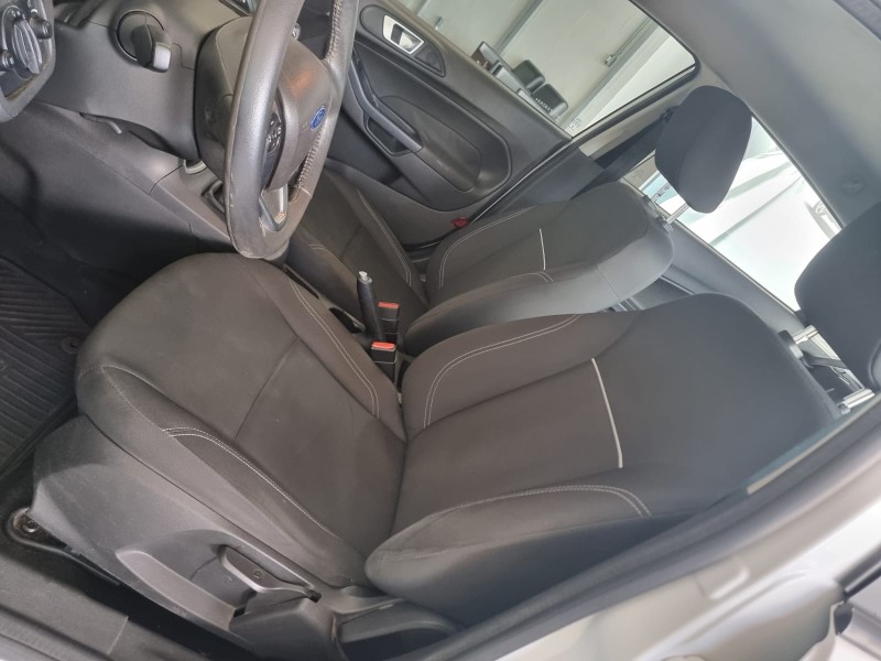 FIESTA 1.6 SE HATCH 16V FLEX 4P MANUAL - 2015 - FARROUPILHA