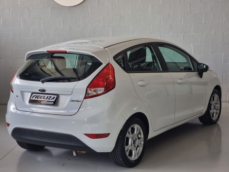 FIESTA 1.6 SE HATCH 16V FLEX 4P MANUAL - 2015 - FARROUPILHA