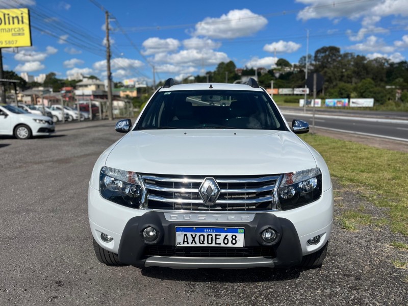 DUSTER 1.6 DYNAMIQUE 4X2 16V FLEX 4P MANUAL - 2014 - FARROUPILHA