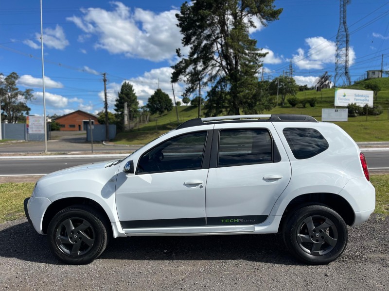 DUSTER 1.6 DYNAMIQUE 4X2 16V FLEX 4P MANUAL - 2014 - FARROUPILHA