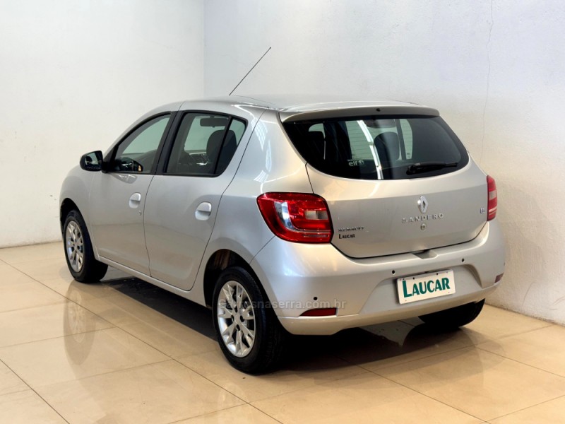 SANDERO 1.6 EXPRESSION 16V FLEX 4P MANUAL - 2019 - CASCA