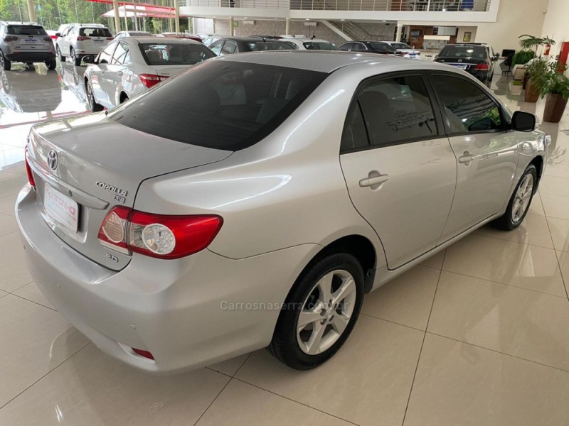 COROLLA 2.0 XEI 16V FLEX 4P AUTOMÁTICO - 2014 - LAJEADO