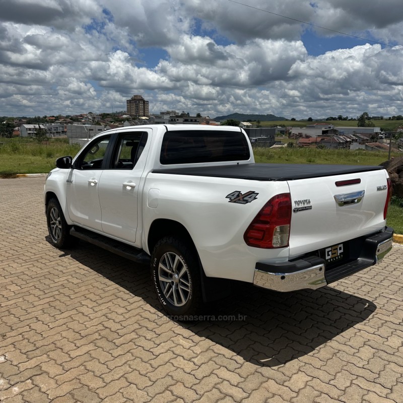 HILUX 2.8 SR 4X4 CD 16V DIESEL 4P AUTOMÁTICO - 2019 - LAJEADO