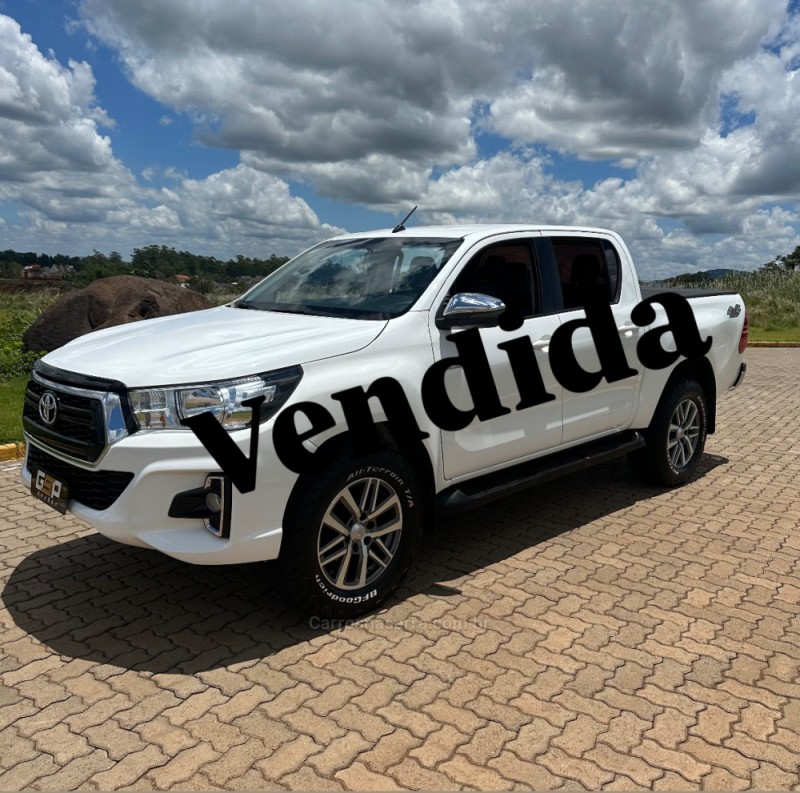 HILUX 2.8 SR 4X4 CD 16V DIESEL 4P AUTOMÁTICO - 2019 - LAJEADO