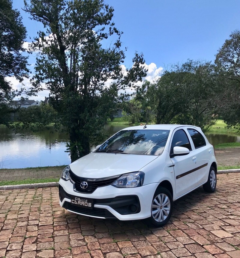 ETIOS 1.3 X 16V FLEX 4P AUTOMÁTICO