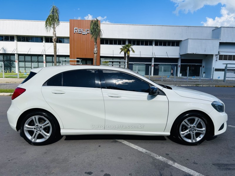 A 200 1.6 TURBO URBAN 16V GASOLINA 4P AUTOMÁTICO - 2014 - BENTO GONçALVES