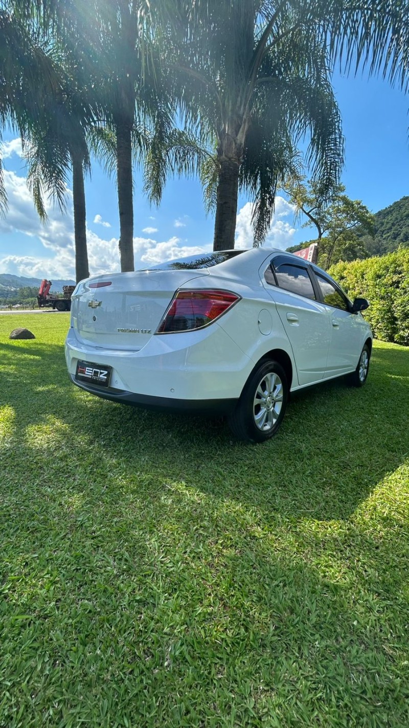 PRISMA 1.4 MPFI LTZ 8V FLEX 4P MANUAL