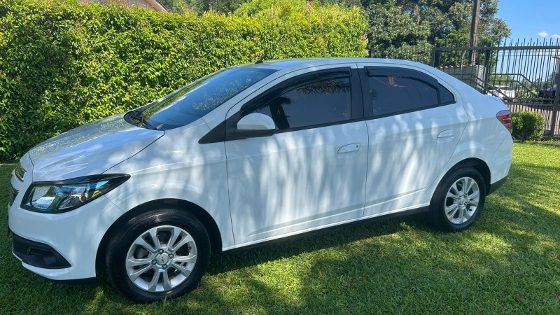 PRISMA 1.4 MPFI LTZ 8V FLEX 4P MANUAL - 2016 - BOM PRINCíPIO