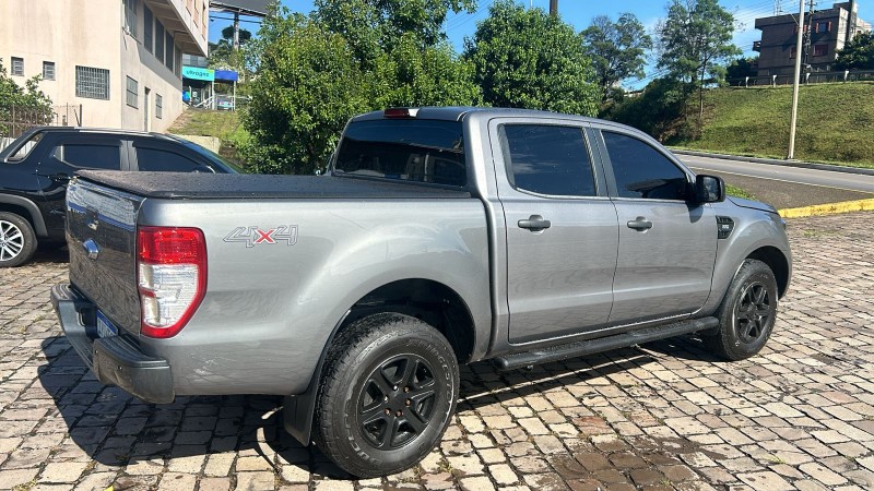 RANGER 2.2 XLS 4X4 CD 16V DIESEL 4P AUTOMÁTICO - 2018 - FARROUPILHA