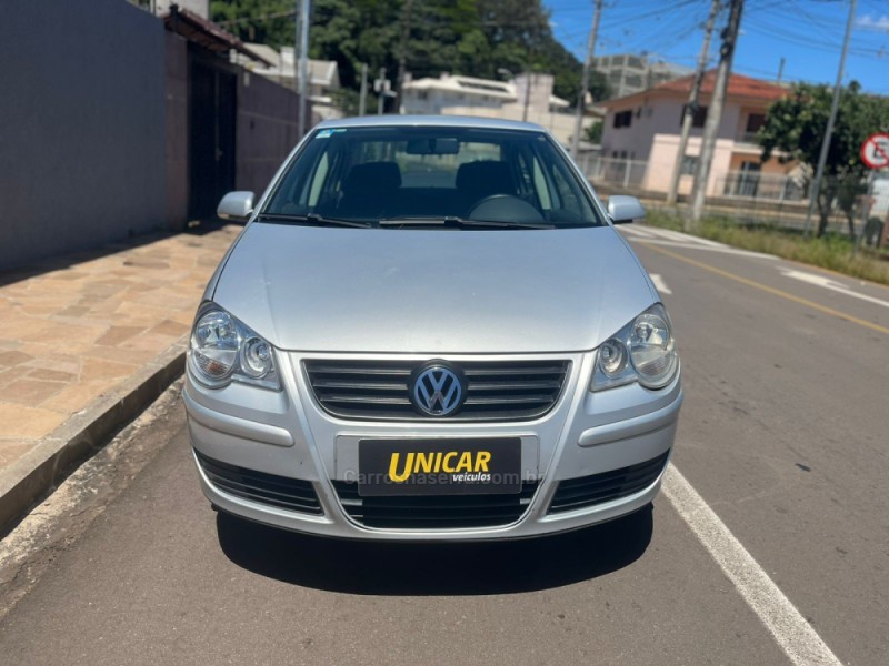 POLO 1.6 MI 8V FLEX 4P MANUAL - 2012 - PASSO FUNDO