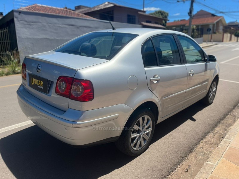 POLO 1.6 MI 8V FLEX 4P MANUAL - 2012 - PASSO FUNDO