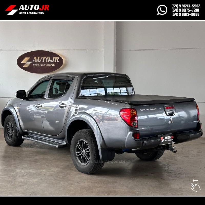 L200 TRITON 3.2 HPE 4X4 CD 16V TURBO INTERCOOLER DIESEL 4P AUTOMÁTICO - 2015 - VACARIA