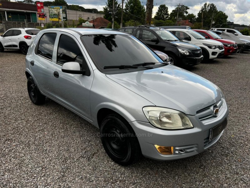 CELTA 1.0 MPFI LIFE 8V FLEX 4P MANUAL - 2009 - CANELA