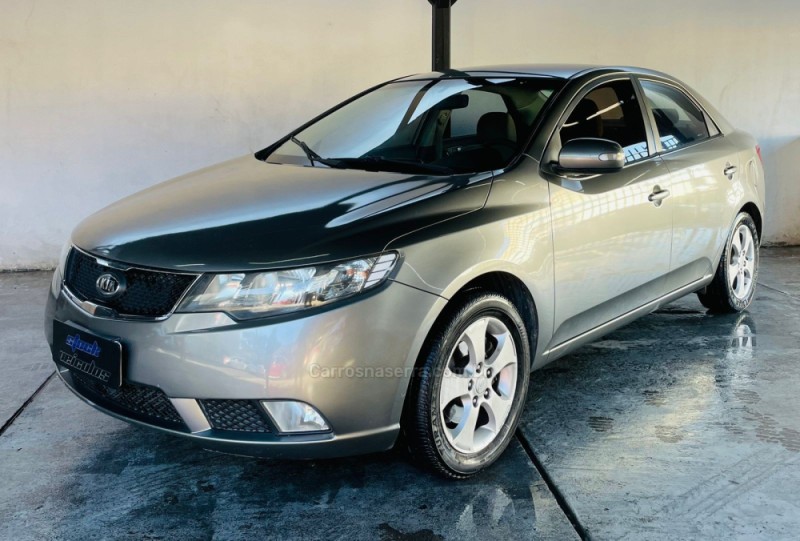 cerato 1.6 e.273 sedan 16v gasolina 4p manual 2011 novo hamburgo