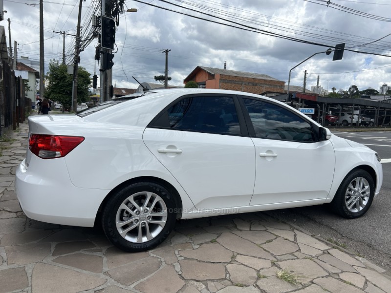 CERATO 1.6 EX3 SEDAN 16V GASOLINA 4P AUTOMÁTICO - 2011 - CAXIAS DO SUL