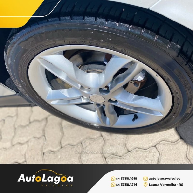 FOCUS 2.0 SE PLUS 16V FLEX 4P AUTOMÁTICO - 2015 - LAGOA VERMELHA