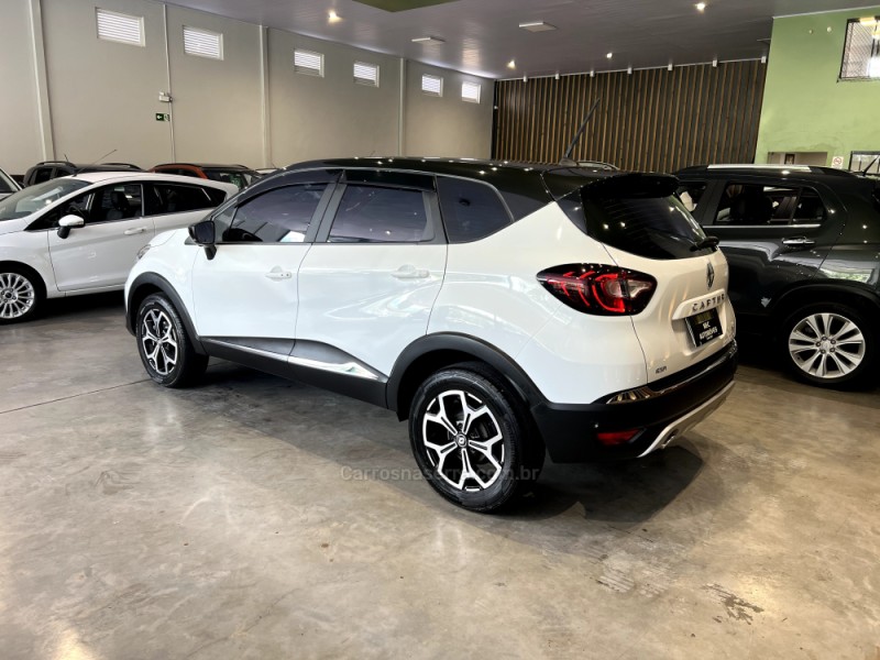 CAPTUR 1.3 ICONIC 16V TURBO FLEX 4P AUTOMÁTICO - 2022 - CAXIAS DO SUL