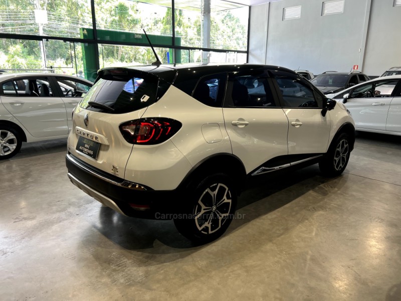 CAPTUR 1.3 ICONIC 16V TURBO FLEX 4P AUTOMÁTICO - 2022 - CAXIAS DO SUL