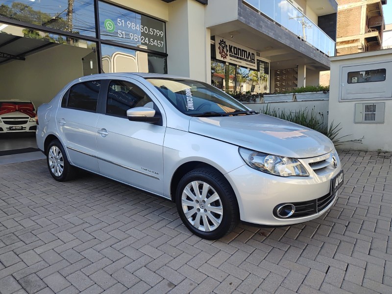 VOYAGE 1.6 MI COMFORTLINE 8V FLEX 4P MANUAL - 2012 - LAJEADO