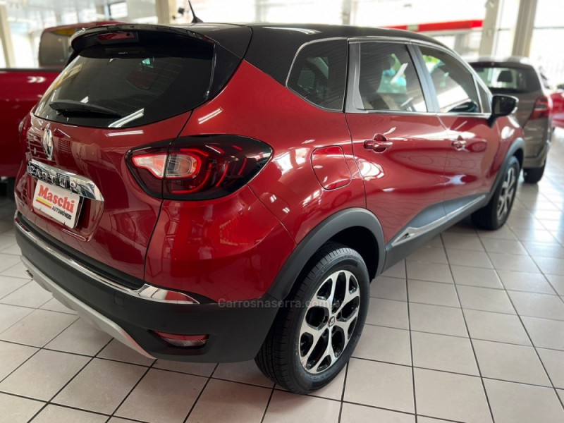 CAPTUR 2.0 16V FLEX INTENSE AUTOMÁTICO - 2018 - CAXIAS DO SUL