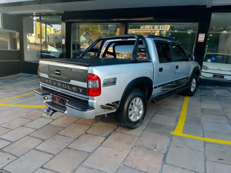 S10 2.4 ADVANTAGE 4X2 CD 8V FLEX 4P MANUAL - 2009 - CAXIAS DO SUL