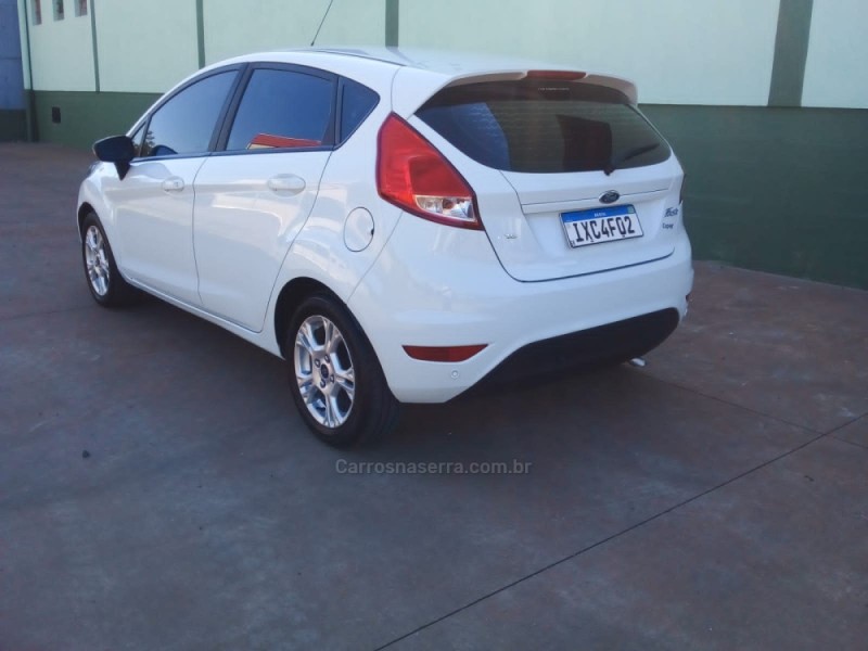 FIESTA 1.6 SE HATCH 16V FLEX 4P MANUAL - 2016 - ARROIO DO MEIO