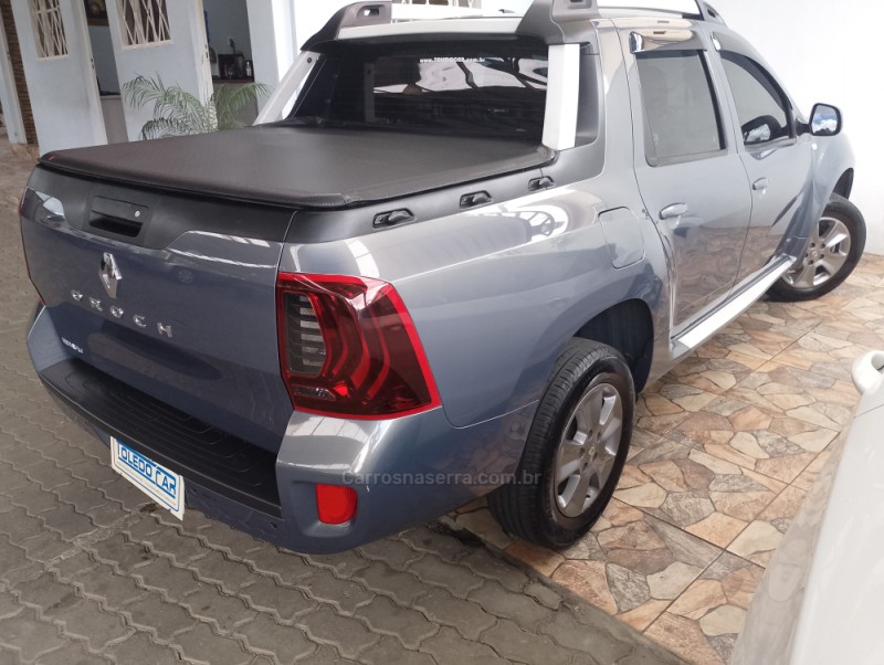 DUSTER OROCH 1.6 16V FLEX DYNAMIQUE 4P MANUAL - 2018 - CAXIAS DO SUL