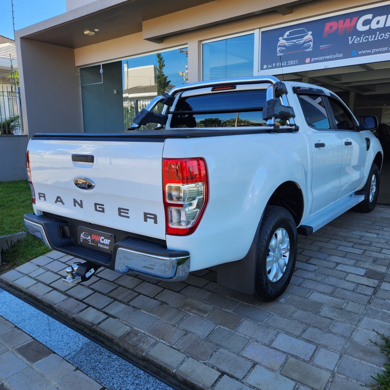 RANGER 2.5 XLS 4X2 CD 16V FLEX 4P MANUAL - 2014 - BENTO GONçALVES