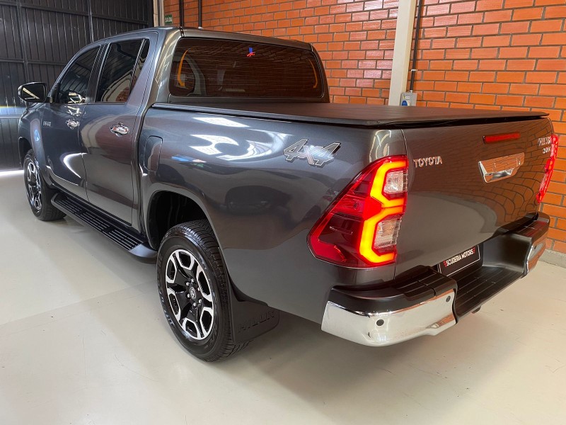 HILUX 2.8 SRX PLUS 4X4 CD TURBO DIESEL 4P AUTOMÁTICO - 2021 - BENTO GONçALVES