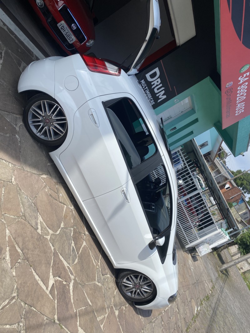 PUNTO 1.4 ELX 8V FLEX 4P MANUAL - 2010 - CAXIAS DO SUL