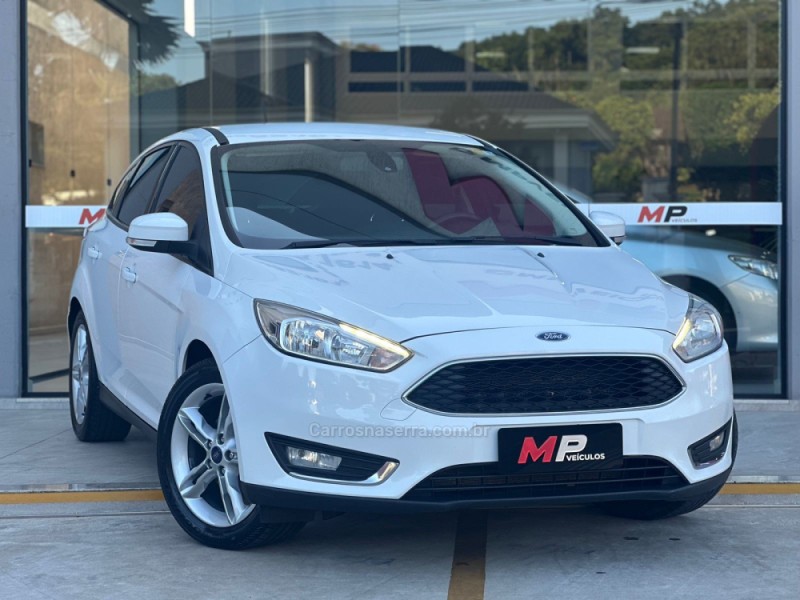 FOCUS 1.6 SE 8V FLEX 4P MANUAL - 2018 - TUPANDI