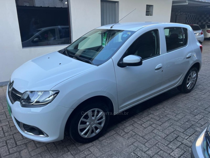 SANDERO 1.6 EXPRESSION 16V FLEX 4P MANUAL - 2020 - NOVO HAMBURGO