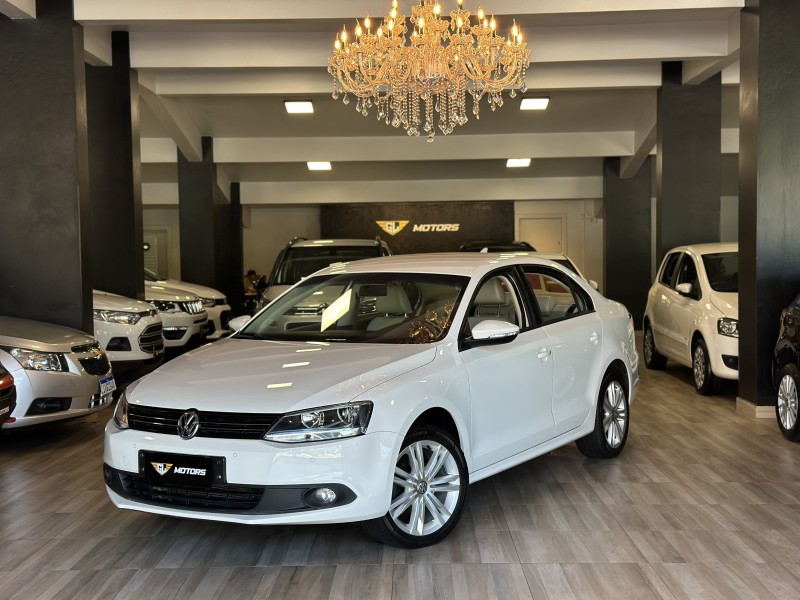 JETTA 2.0 COMFORTLINE FLEX 4P TIPTRONIC