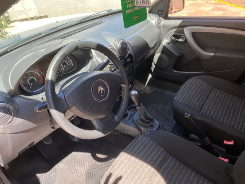 SANDERO 1.6 EXPRESSION 8V FLEX 4P MANUAL - 2014 - CAXIAS DO SUL