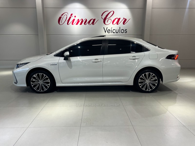 COROLLA 1.8 ALTIS PREMIUM 16V HÍBRIDO 4P AUTOMÁTICO - 2020 - FLORES DA CUNHA