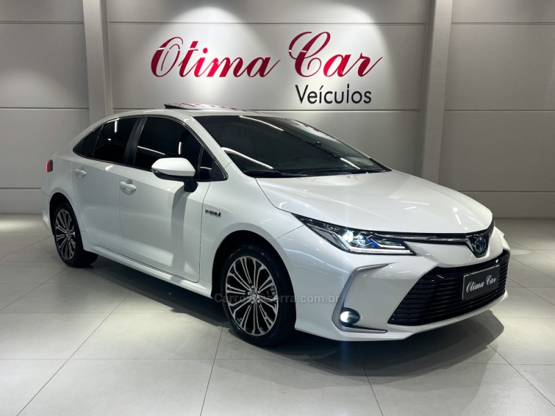 COROLLA 1.8 ALTIS PREMIUM 16V HÍBRIDO 4P AUTOMÁTICO - 2020 - FLORES DA CUNHA