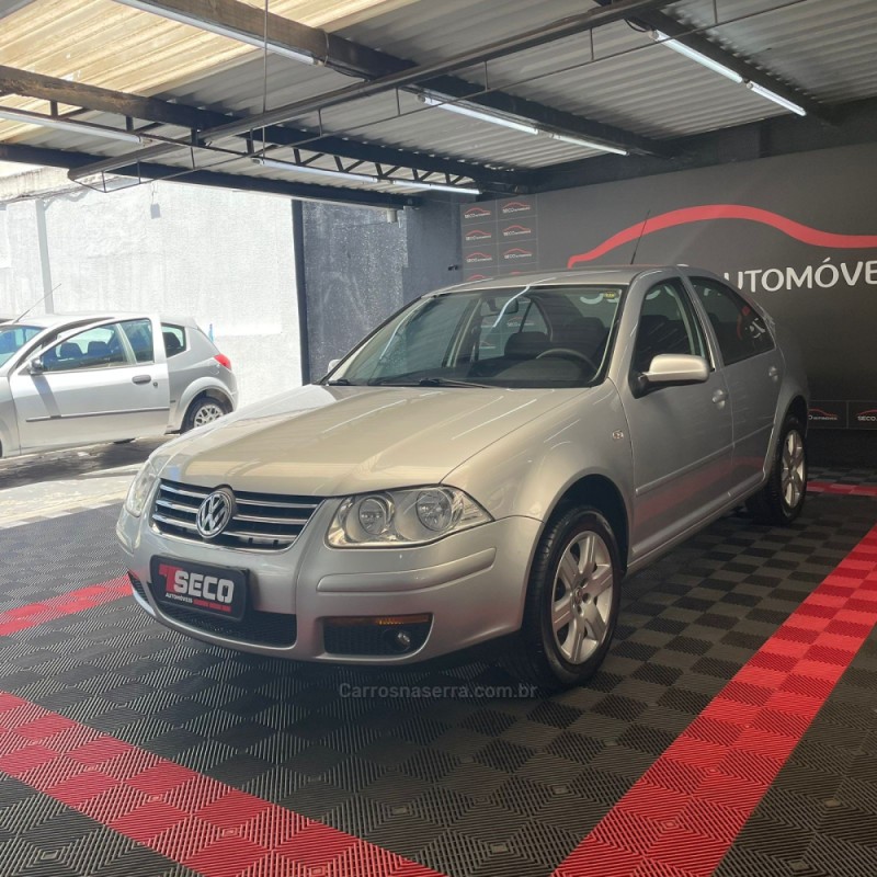 bora 2.0 mi 8v flex 4p automatico 2011 passo fundo