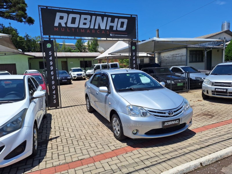 ETIOS 1.5 XS SEDAN 16V FLEX 4P MANUAL - 2013 - CAMBARá DO SUL