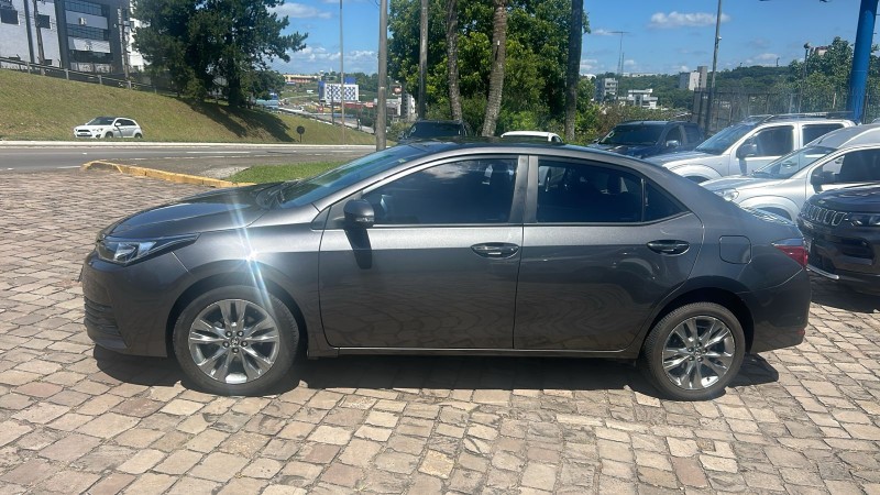 COROLLA 2.0 XEI 16V FLEX 4P AUTOMÁTICO - 2018 - FARROUPILHA