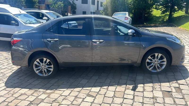 COROLLA 2.0 XEI 16V FLEX 4P AUTOMÁTICO - 2018 - FARROUPILHA