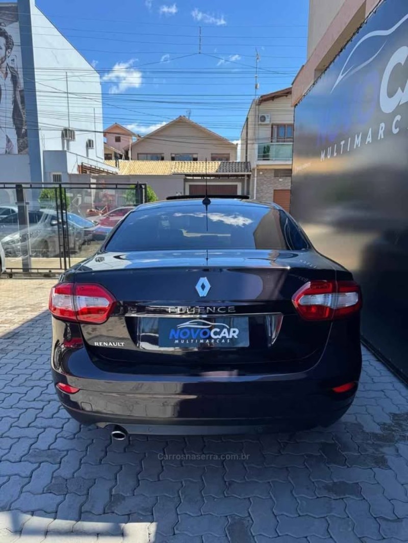 FLUENCE 2.0 PRIVILÉGE 16V FLEX 4P AUTOMÁTICO - 2015 - ESTâNCIA VELHA