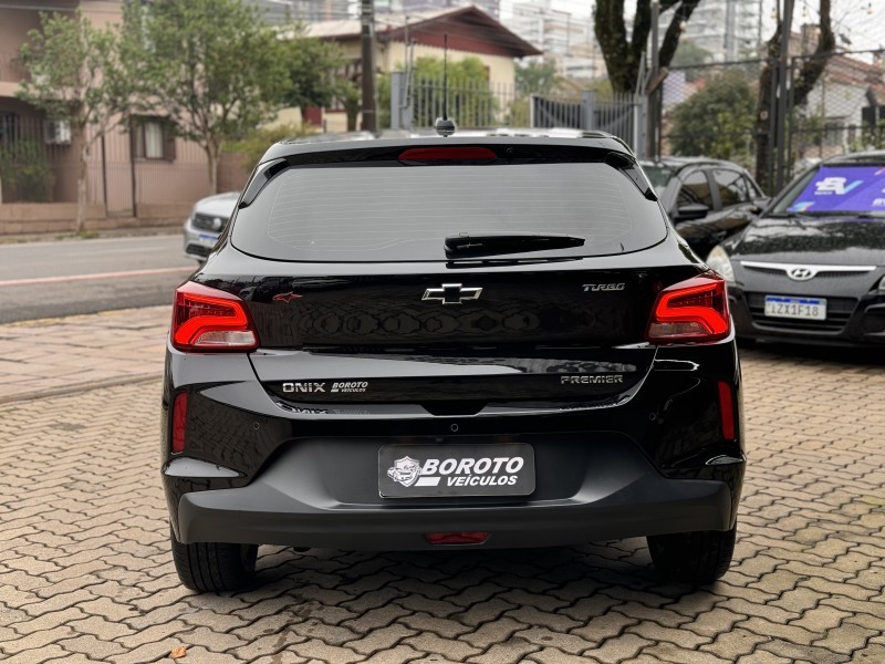 ONIX 1.0 PREMIER 12V TURBO FLEX 4P AUTOMÁTICO - 2020 - BENTO GONçALVES