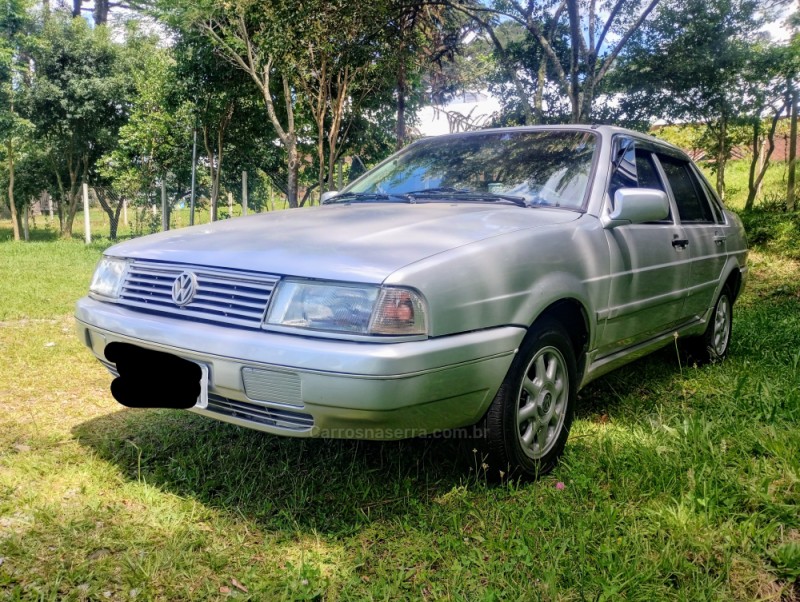 SANTANA 2.0 GL 8V GASOLINA 4P MANUAL - 1996 - CAXIAS DO SUL