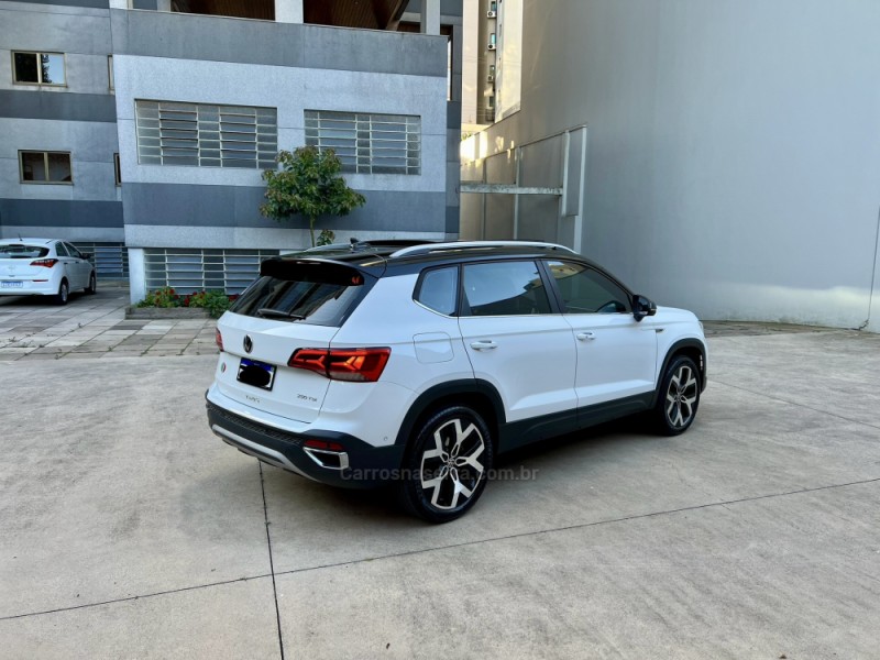 TAOS 1.4 16V HIGHLINE TSI FLEX 4P AUTOMÁTICO - 2024 - CAXIAS DO SUL